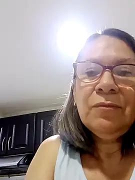 victoria_wayne from StripChat is Freechat