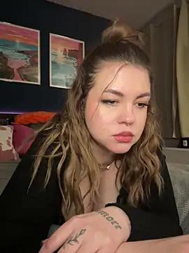 VictoriaLaFleur from StripChat is Freechat