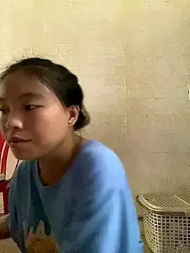 viluna from StripChat is Freechat