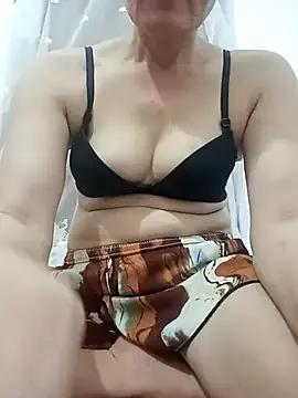Vina_venus from StripChat is Freechat