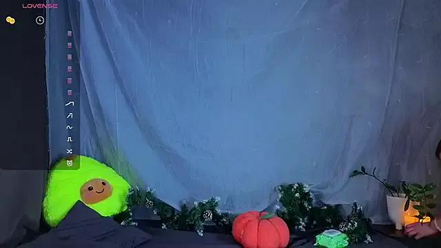 VincenzaGarigliano from StripChat is Freechat