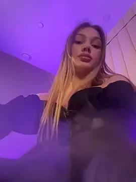 ViolaFlirt from StripChat is Freechat