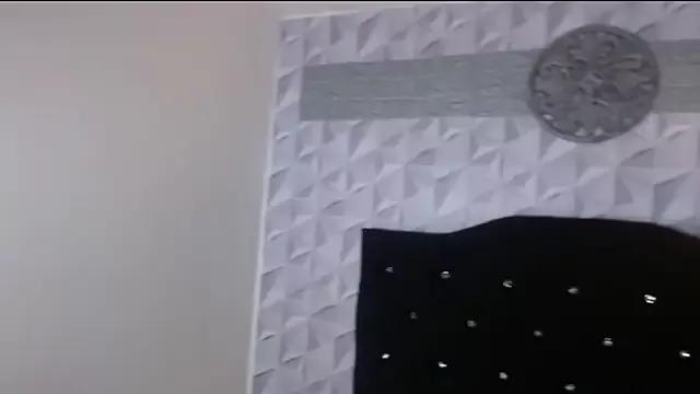 violet_purple_h from StripChat is Freechat