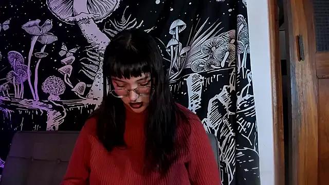 Violetaa_Leee from StripChat is Freechat