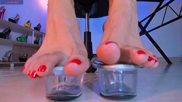Try the thrill of flirt babes with our cam hosts, featuring unclothed wildness while getting naked and playing with their favored sex toys.