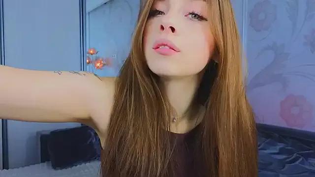 VirginiaHouston from StripChat is Freechat