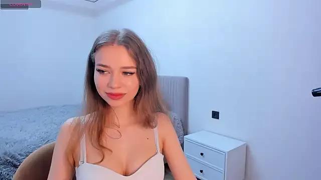 Vivian_Naytt from StripChat is Freechat