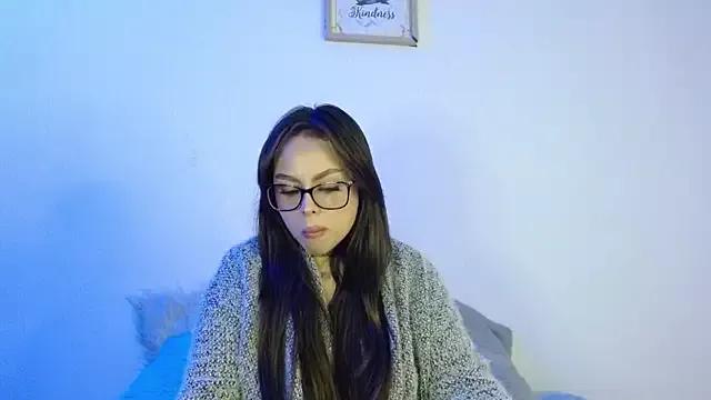 Vivianita_Lov19 from StripChat