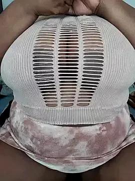 wamie12 from StripChat is Freechat