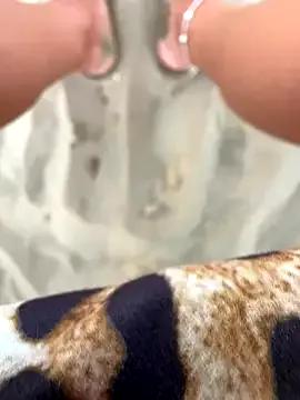 Wet-Pussycat from StripChat is Freechat