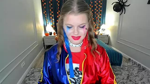 WildeDesiree from StripChat is Freechat