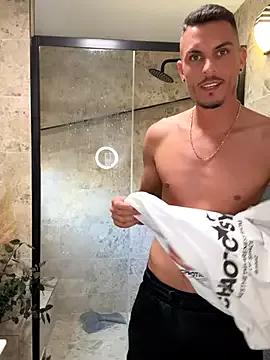 WildFlame2525 from StripChat is Freechat