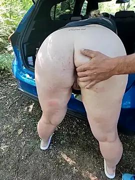 winniess40 from StripChat is Freechat