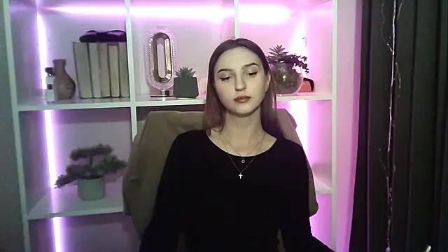 X_Alisa from StripChat is Freechat