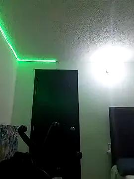 Xaira_Ruiz_ from StripChat is Freechat