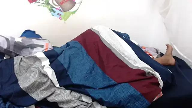 XSexySnow30XX from StripChat is Freechat