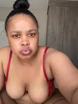 XXXquisiteVixen from StripChat is Freechat