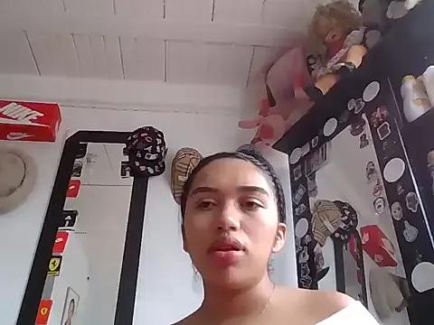 XyomaraMorris from StripChat is Freechat