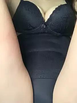 Yamila_sex18 from StripChat is Freechat