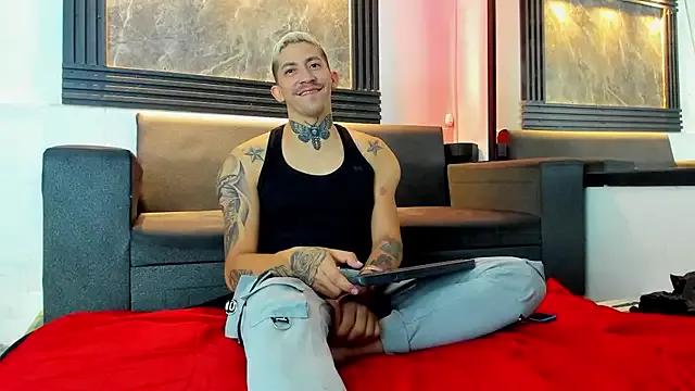 yeckodream from StripChat is Freechat