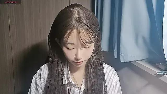 Photos of Yoo-99 from StripChat is Freechat