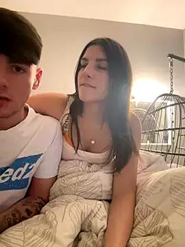 YoungCouple2007 from StripChat is Freechat