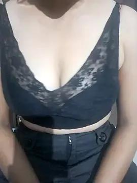 Your-diwani from StripChat is Freechat