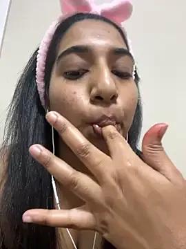 Your_Girl_Zara from StripChat is Freechat