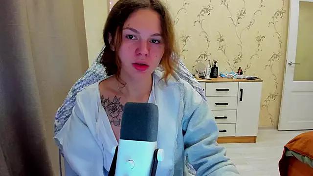 yourdreamm_ from StripChat is Freechat