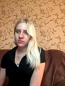 YourSunnyBabyLove from StripChat is Freechat