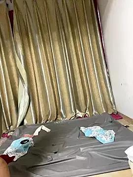 yueyuegirls from StripChat is Freechat