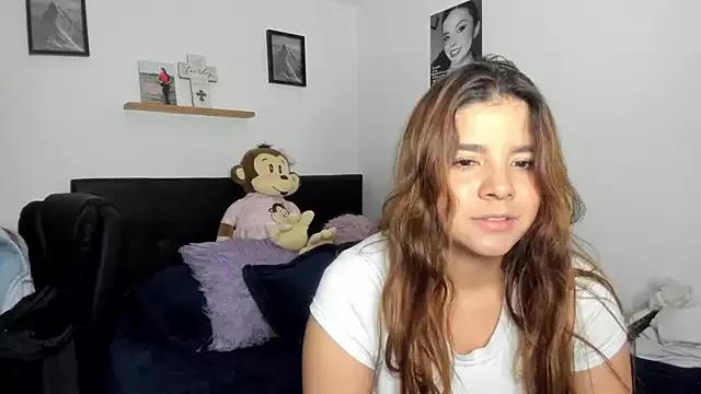 yuliana_4715 from StripChat is Freechat