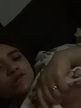 zafira_white from StripChat is Freechat