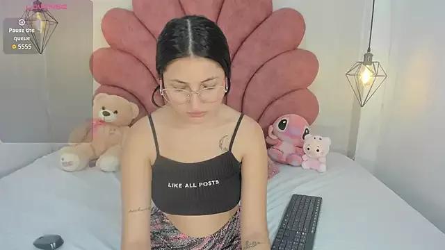 zamanthapalmer1 from StripChat is Freechat