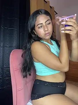 Photos of zoe_mount from StripChat is Freechat