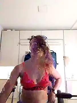 Zoedaniels from StripChat is Freechat