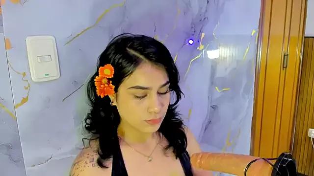 zyle_boobs from StripChat is Freechat