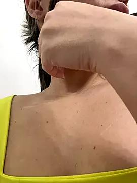 Zyrella from StripChat is Freechat