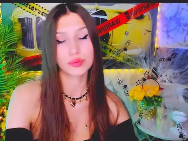 Mollyinyourmind on BongaCams 