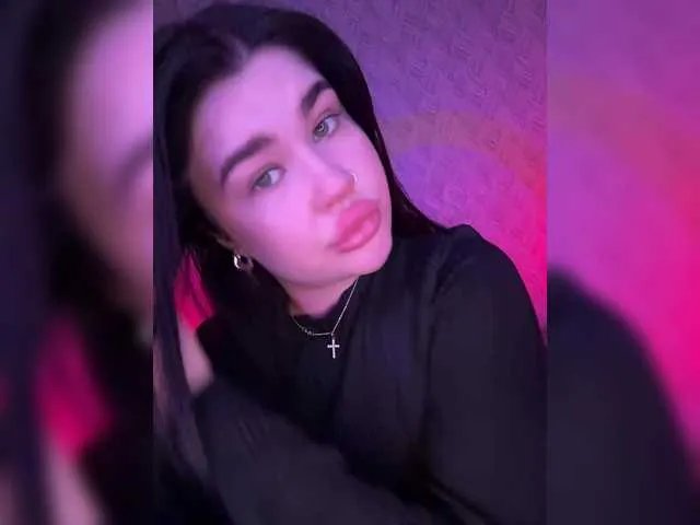 suchka-black- on BongaCams