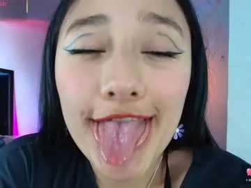 hinata_21_ — GOAL: naked [216 tokens remaining] are you horny my love ??  #feet #tease #ahegao #submissive #saliva