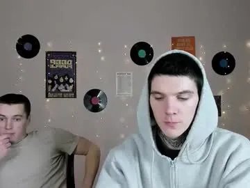 ryan_zen — GOAL: I will do 10 push-ups from the floor [49 tokens remaining] Welcome to my room! #gay #2 #pvt #master #smoke