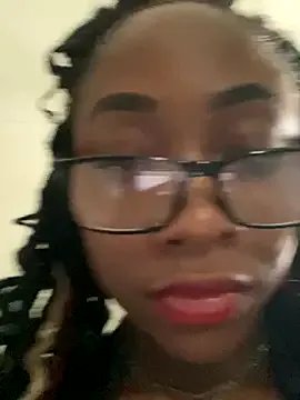 Astergray21 on StripChat