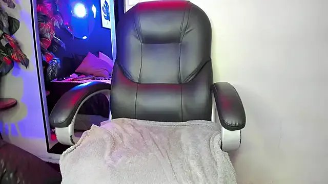 gasaiusagi_golden on StripChat